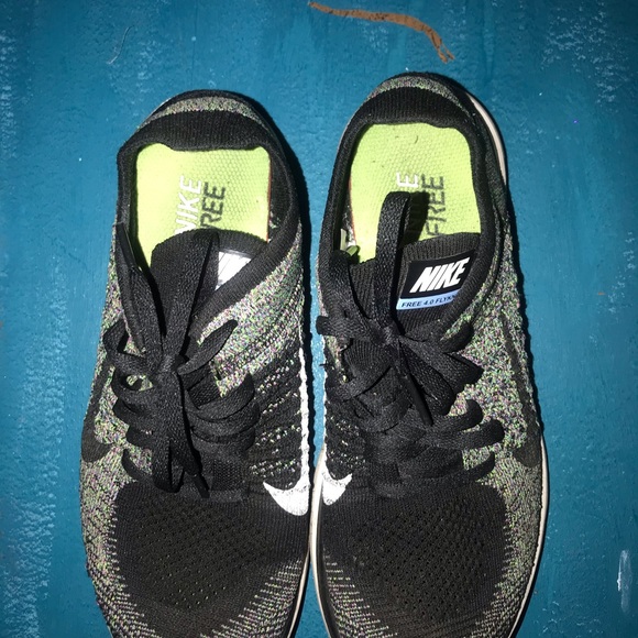 *SOLD* Nike Multicolor FlyKnit Free Runs - Picture 4 of 4